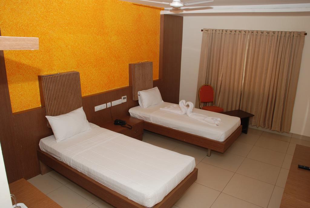 Hotel Pla Amrith Inn Tiruchirappalli 部屋 写真