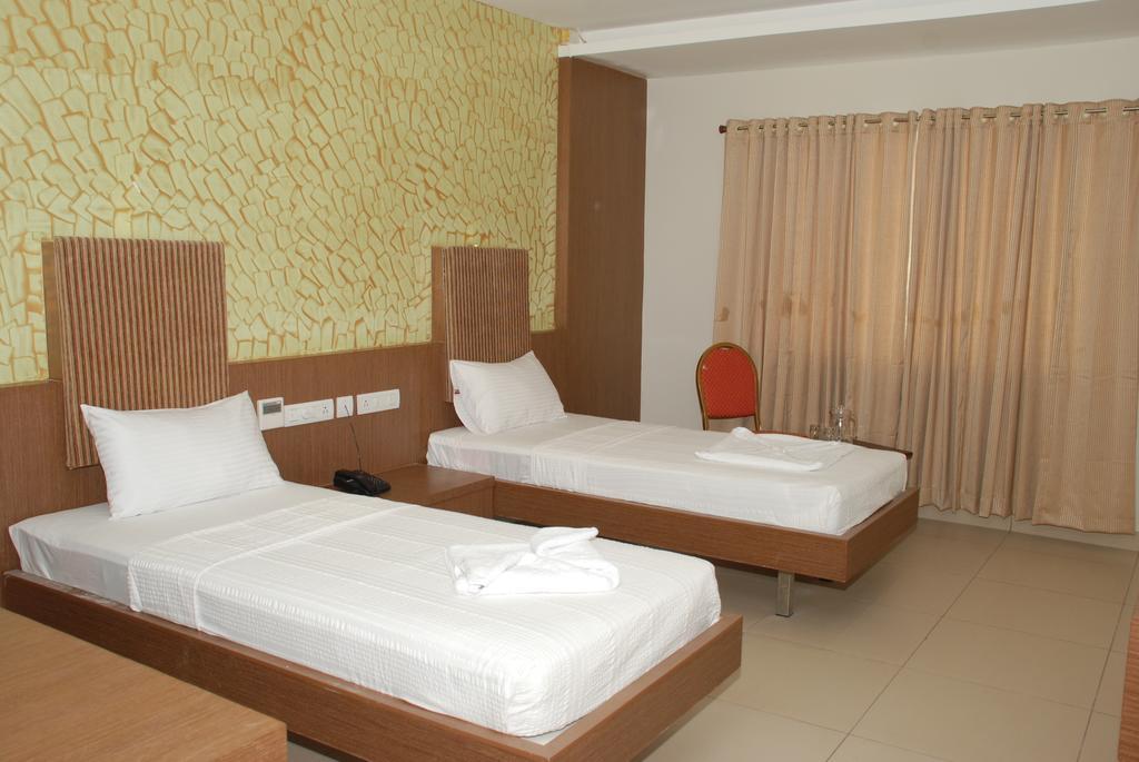 Hotel Pla Amrith Inn Tiruchirappalli 部屋 写真