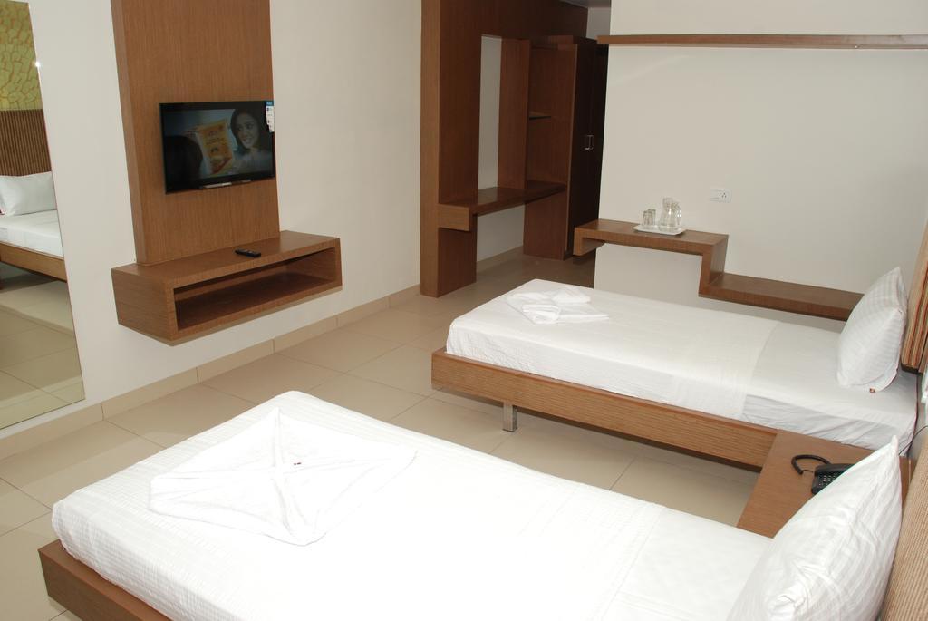 Hotel Pla Amrith Inn Tiruchirappalli 部屋 写真