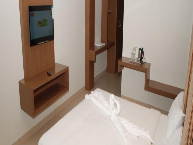 Hotel Pla Amrith Inn Tiruchirappalli エクステリア 写真